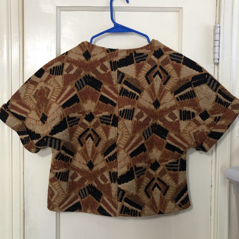 NWOT Dolan Shirt Small Brown Seraphina Tapestry Woven Cropped Boho Short Sleeve - Picture 4 of 7